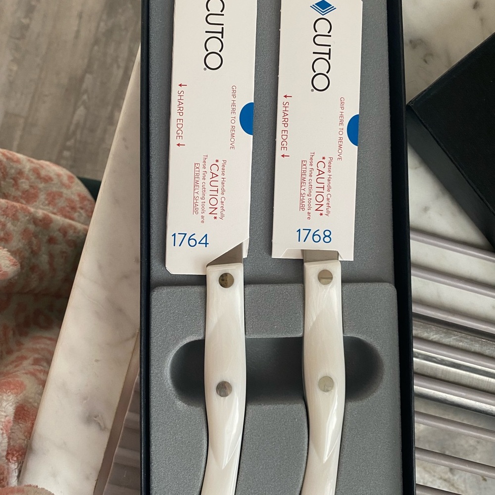 Cutco White Handle Knife Set